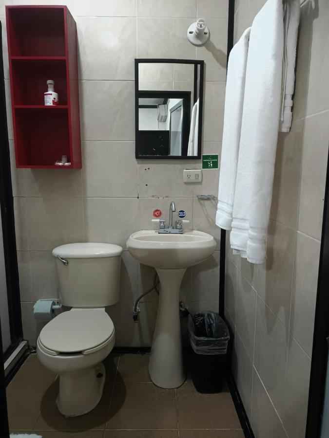 Hotel Garcias Suites, Linares Exterior foto